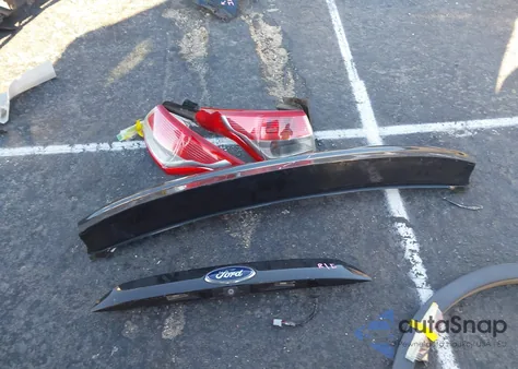 2015 Ford Escape Se z USA, uszkodzony, nr VIN 1FMCU0GX4FUC43408